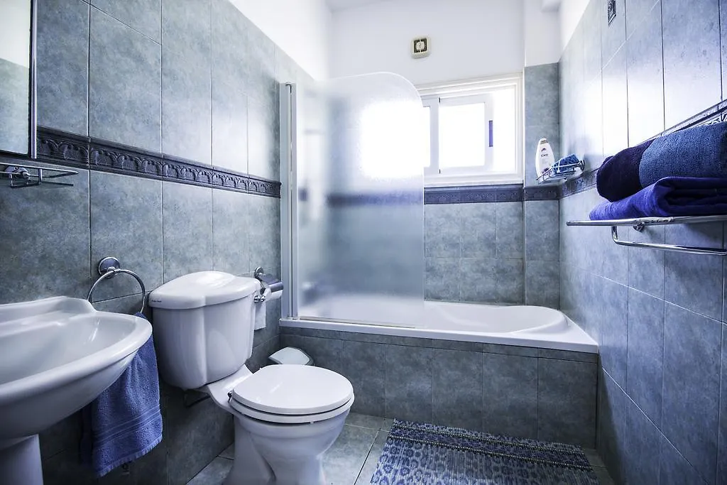 Villa Mia Ajía Nápa 0*,  Ciprus