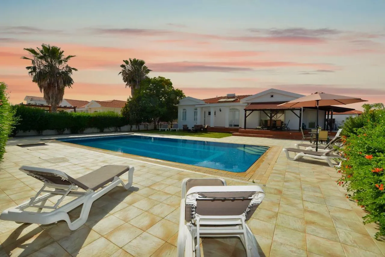 Villa Mia Ajía Nápa