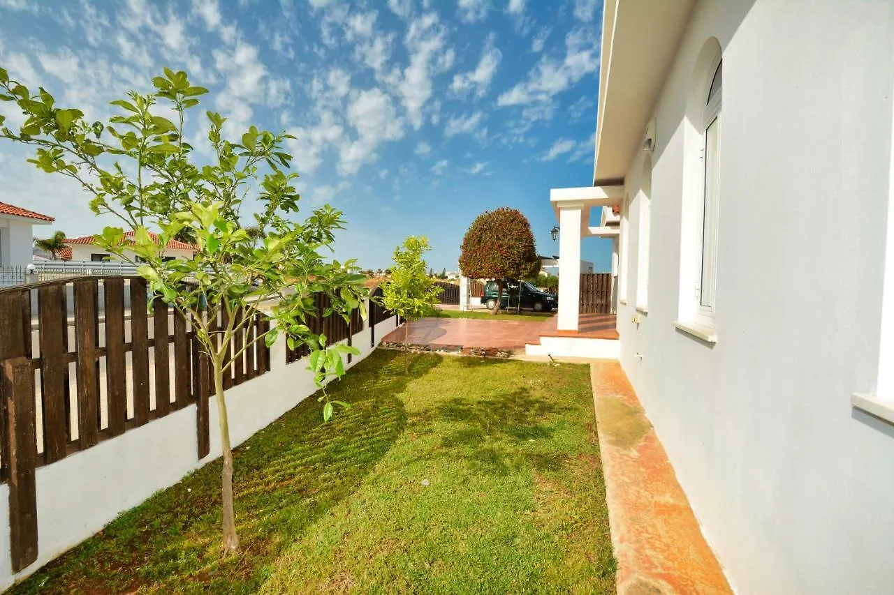 Villa Mia Ajía Nápa